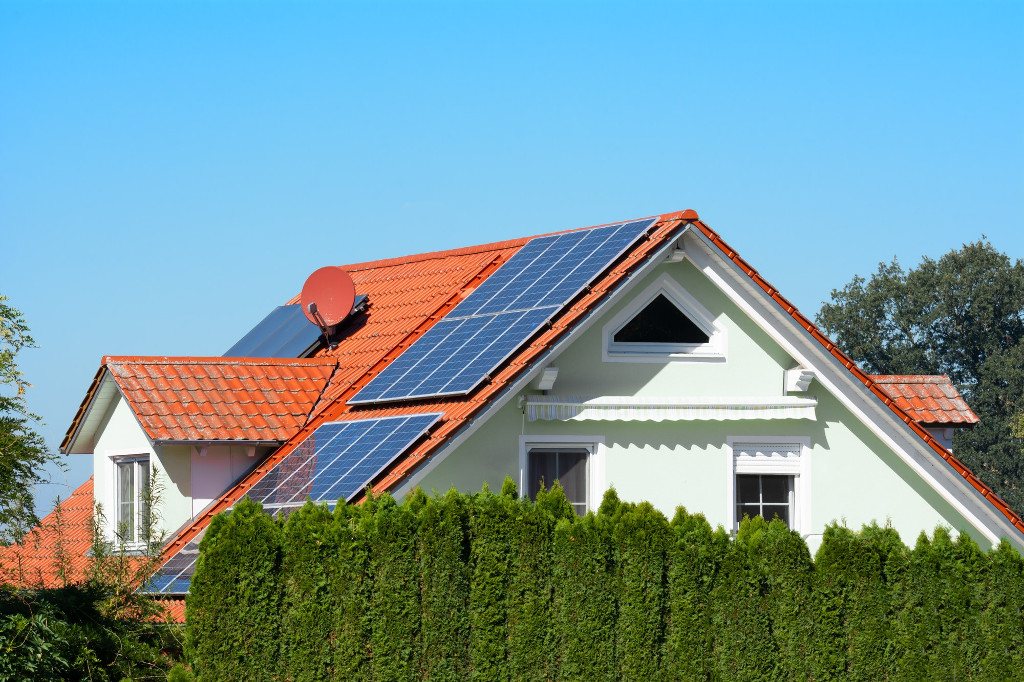 modern-house-with-photovoltaic-system